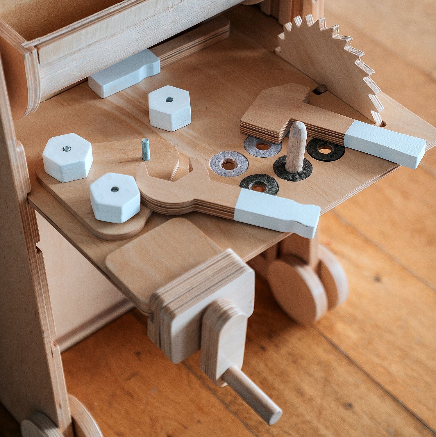 Zubehör: Kinder Werkbank